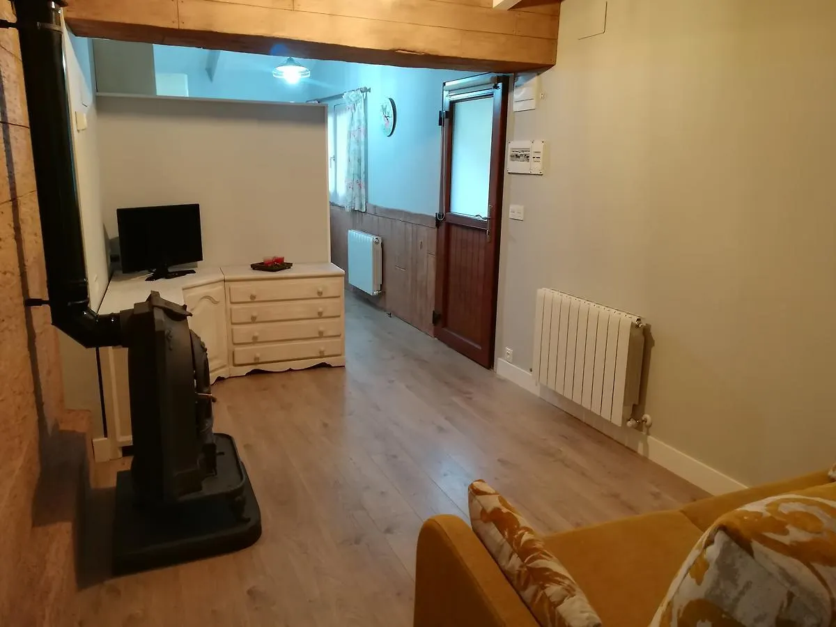 Urresillo Landetxea Apartment Menaka